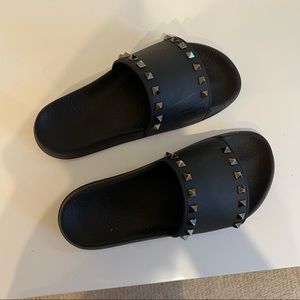 Rockstud Rubber Slider Sandal Slides
